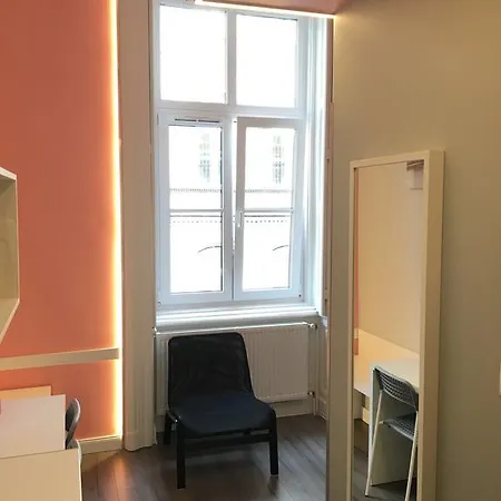 Great Central Apartment *